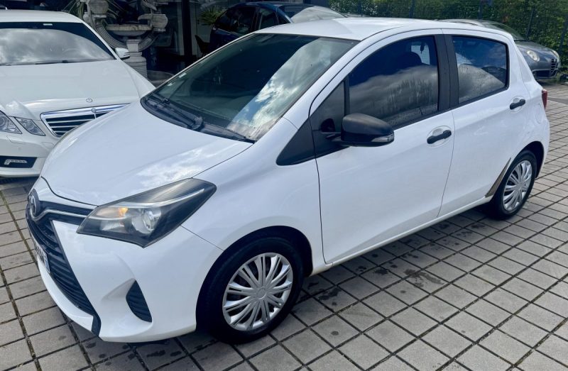TOYOTA YARIS 90CH DYNAMIC 5P