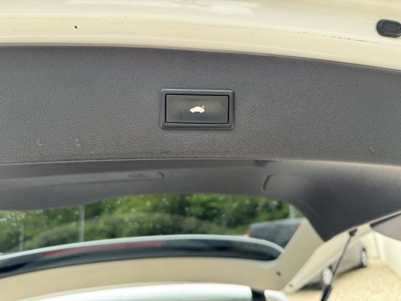 AUDI Q5 2.0 TDI 170 ch QUATTRO AVUS