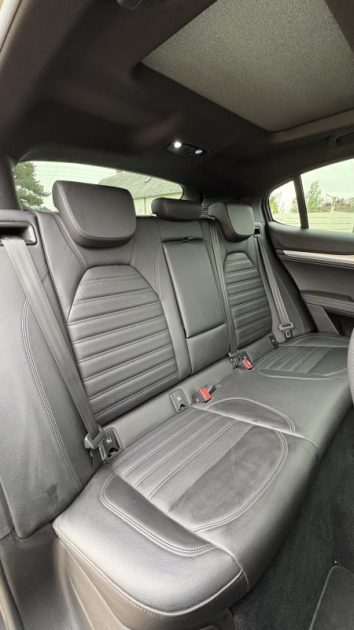 ALFA ROMEO STELVIO VELOCE Q4 210ch  TOIT PANORAMIQUE / SIÈGES CHAUFFANT / COFFRE ÉLECTRIQUE 