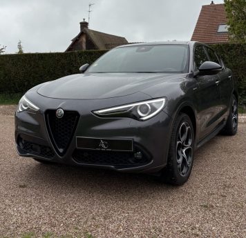 ALFA ROMEO STELVIO VELOCE Q4 210ch  TOIT PANORAMIQUE / SIÈGES CHAUFFANT / COFFRE ÉLECTRIQUE 