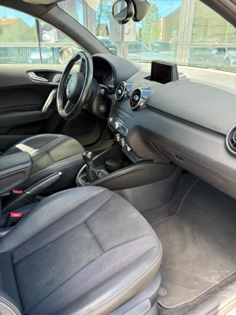 AUDI A1 SPORTBACK S LINE 1.0 TFSI 2016
