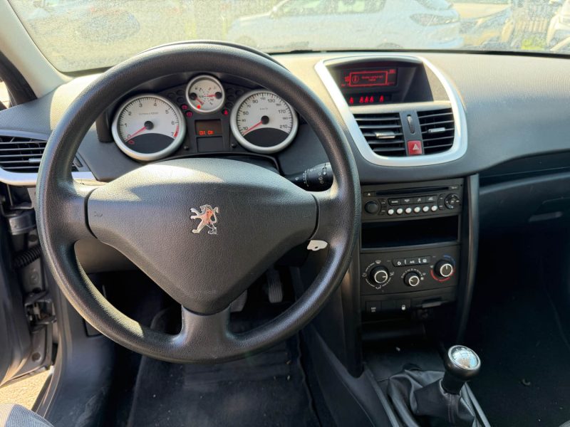 PEUGEOT 207 1.4E 75CH MILLESIM 2000 PHASE 2 GARANTIE 6 
