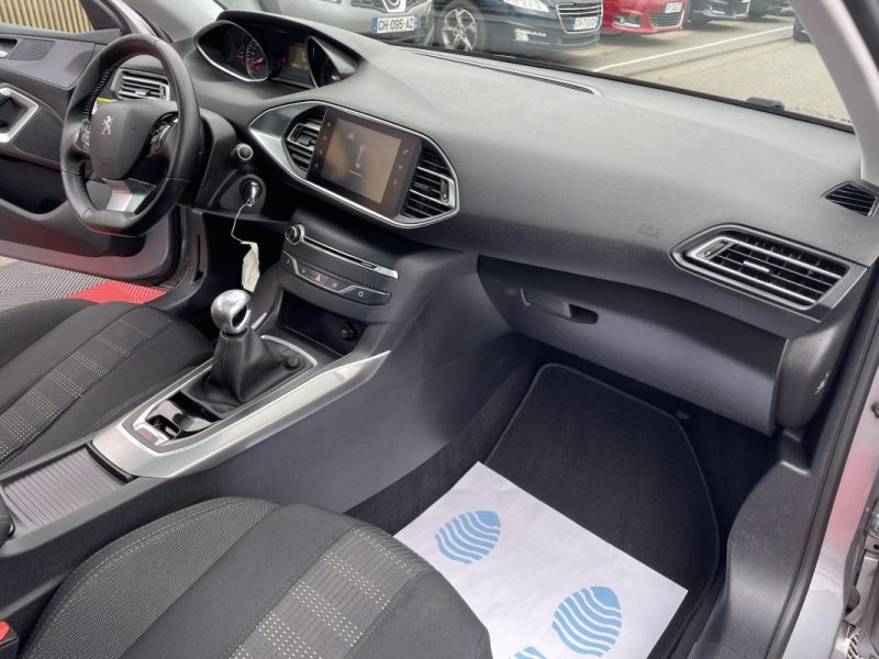 PEUGEOT 308 II 1.2 L   130CH   ALLURE   GARANTIE 3/12 MOIS 2016