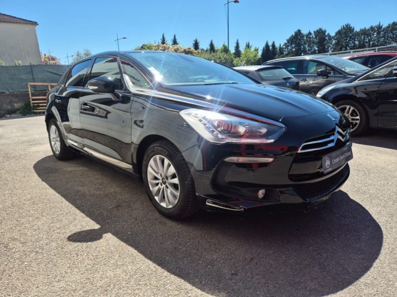 CITROEN DS5 1.6 BLUEHDI120 CHIC S&S 2015