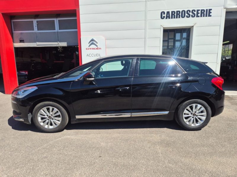 CITROEN DS5 1.6 BLUEHDI120 CHIC S&S 2015