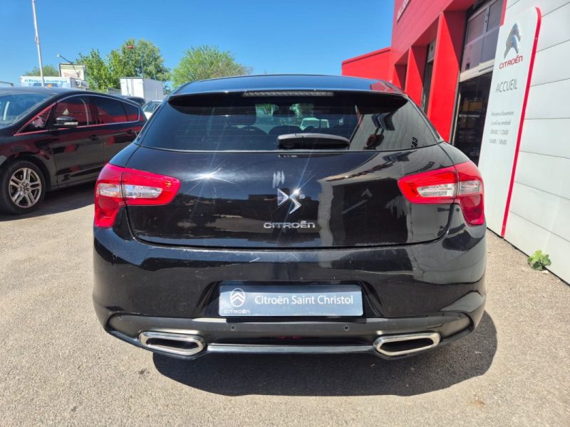 CITROEN DS5 1.6 BLUEHDI120 CHIC S&S 2015