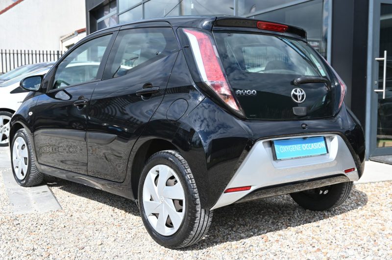 TOYOTA AYGO II 1.0 VVT-I 69Ch X-Play 5P 05/2018