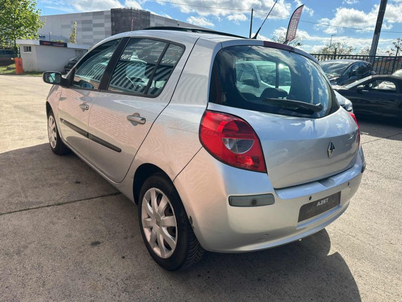 RENAULT CLIO III AUTHENTIQUE 1.2 16V 2008