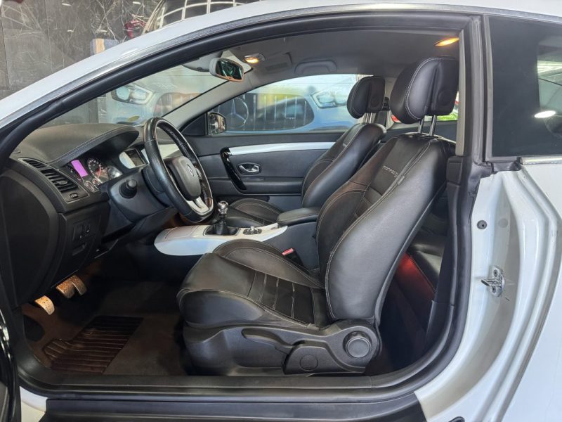 RENAULT LAGUNAIII 2.0 DCI 150 GT 4CONTROL 2012