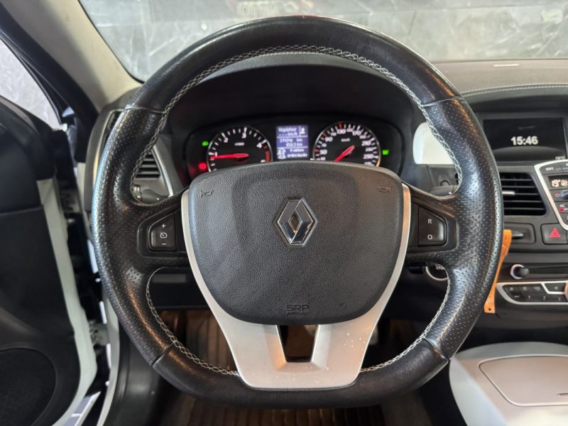 RENAULT LAGUNAIII 2.0 DCI 150 GT 4CONTROL 2012