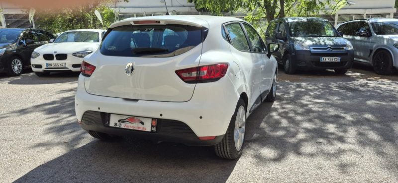 Renault CLIO IV 0.9l TCe 90ch, *Idéale jeune conducteur*, *Radar de recul*,