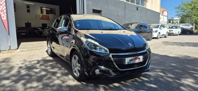 Peugeot 208 1.2 Vti  82ch Style Phase 2, *Clim*, *GPS*, *Radar de recul*