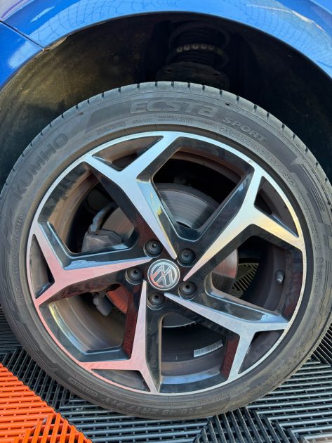 VOLKSWAGEN POLO 6 1.0 TSI 115 R-Line 