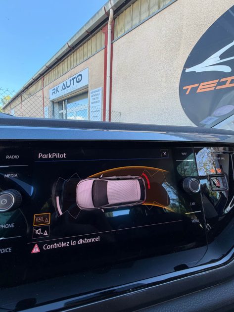 VOLKSWAGEN POLO 6 1.0 TSI 115 R-Line 