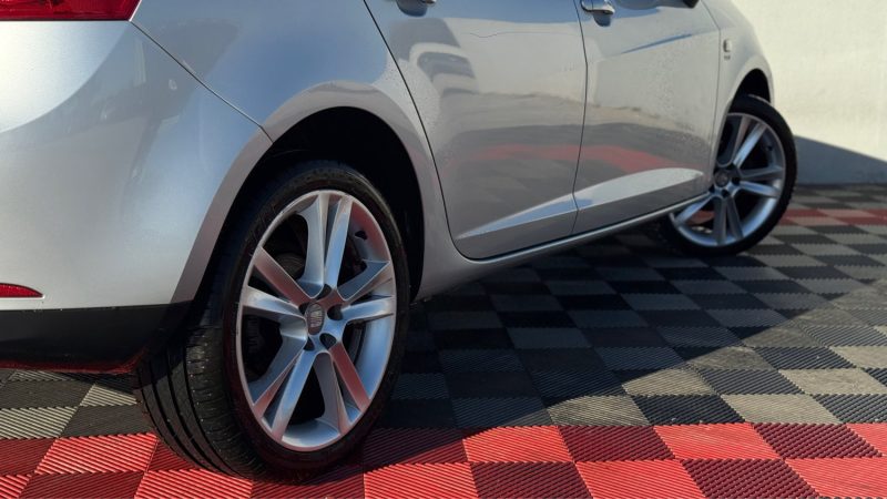 SEAT IBIZA IV 1.2 TSI 105 STYLE 2012