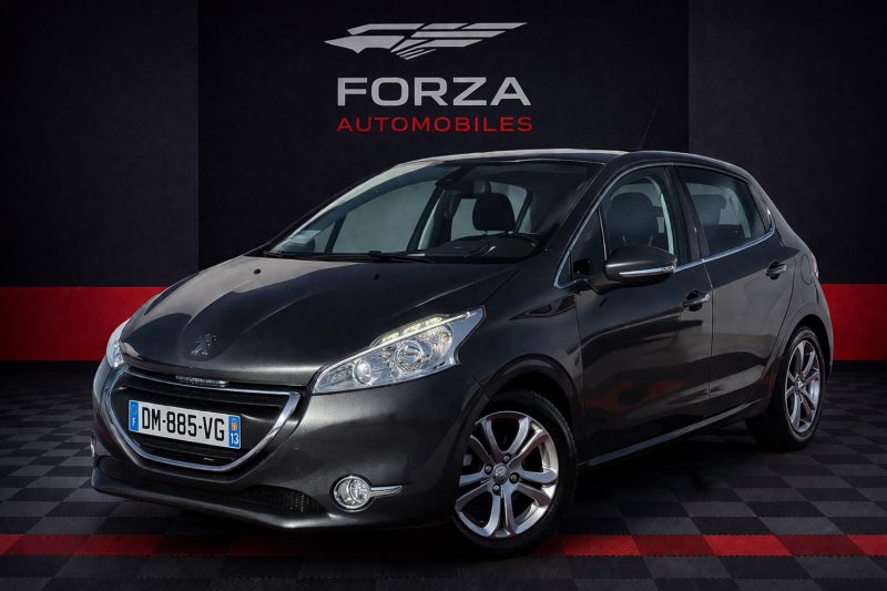 PEUGEOT 208 1.2 VTI 82 CV  ALLURE PREMIERE MAINS 