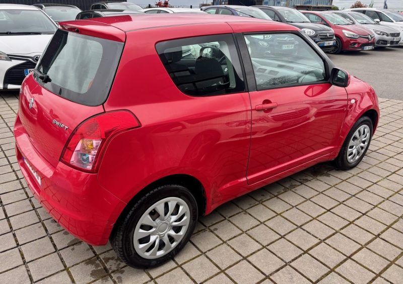 SUZUKI SWIFT III 1.3I 92CH VVT GL 2010