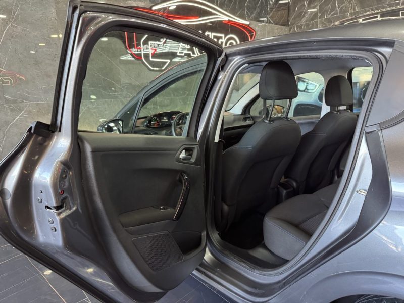 PEUGEOT 208 1.2 PURETECH 82CH E6.C SIGNATURE 5P 2019