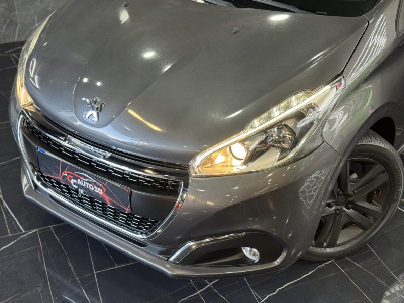 PEUGEOT 208 1.2 PURETECH 82CH E6.C SIGNATURE 5P 2019