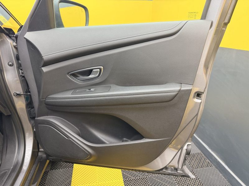 RENAULT SCENIC IV 1.3 TCE 140CH ENERGY INTENS
