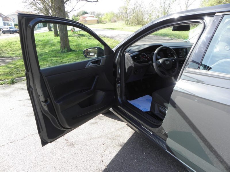 VOLKSWAGEN  POLO VI 1.6 TDI 80 CH COMFORTLINE - 4CV 2019