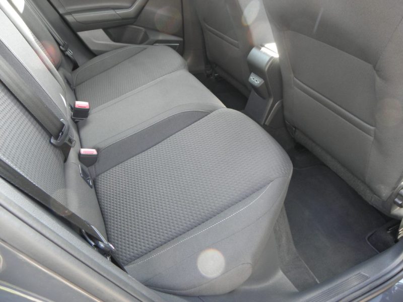VOLKSWAGEN  POLO VI 1.6 TDI 80 CH COMFORTLINE - 4CV 2019