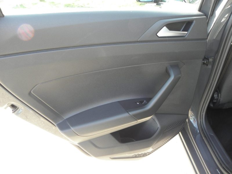 VOLKSWAGEN  POLO VI 1.6 TDI 80 CH COMFORTLINE - 4CV 2019