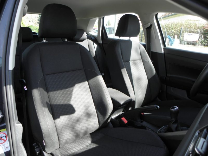VOLKSWAGEN  POLO VI 1.6 TDI 80 CH COMFORTLINE - 4CV 2019