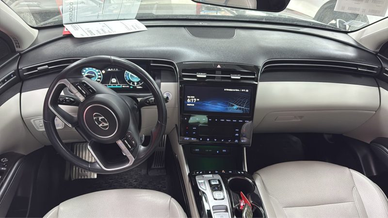 HYUNDAI TUCSON 1.6 SUV HYBRIDE ESSENCE 230cv EXECUTIVE TOIT PANORAMIQUE/1 ERE MAIN/TVA RECUPERABLE