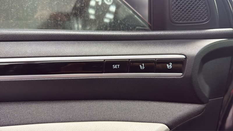 HYUNDAI TUCSON 1.6 SUV HYBRIDE ESSENCE 230cv EXECUTIVE TOIT PANORAMIQUE/1 ERE MAIN/TVA RECUPERABLE