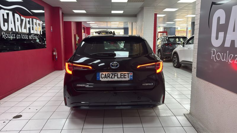 TOYOYA COROLLA TOURING SPORTS 122cv DYNAMIC BUSINESS/1 ERE MAIN/TVA RECUPERABLE