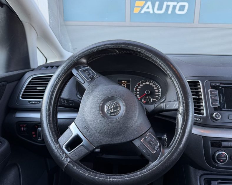 VOLKSWAGEN SHARAN 7 PLACES - 2.0 TDI 140CH BLUEMOTION - Confortline Business