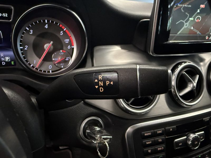 MERCEDES GLA 220 CDI 170 ch Fascination AMG 4-Matic 7G-DCT