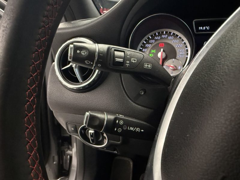 MERCEDES GLA 220 CDI 170 ch Fascination AMG 4-Matic 7G-DCT