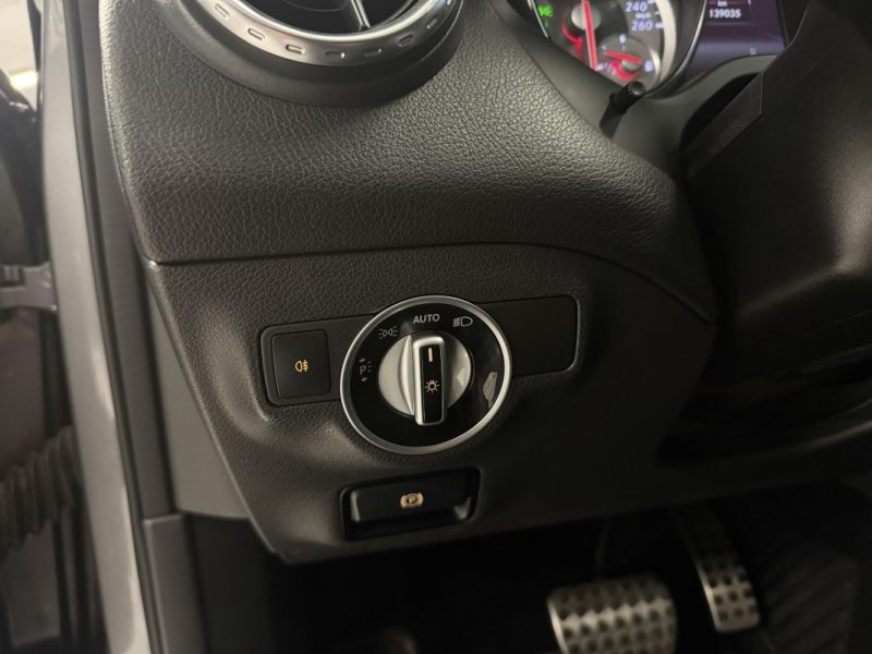 MERCEDES GLA 220 CDI 170 ch Fascination AMG 4-Matic 7G-DCT