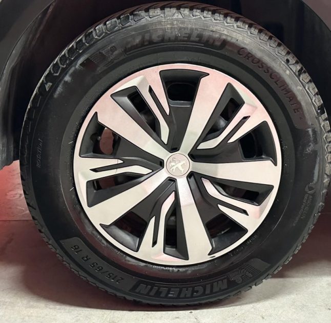 PEUGEOT 2008 II 1.5 BLUEHDI 110CH S&S ACTIVE - 1ère main - CT vierge - Très bon état -