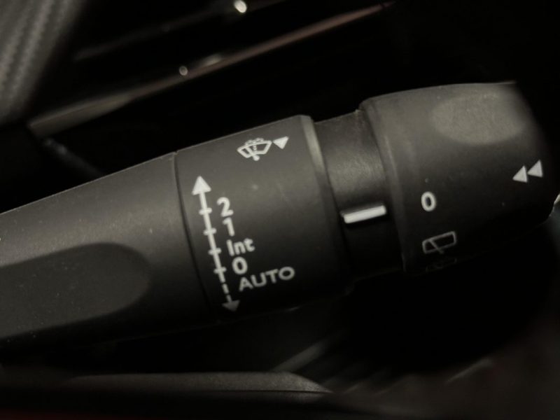 PEUGEOT 2008 II 1.5 BLUEHDI 110CH S&S ACTIVE - 1ère main - CT vierge - Très bon état -