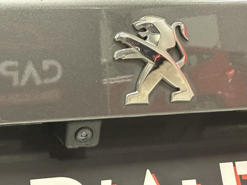 PEUGEOT 2008 II 1.5 BLUEHDI 110CH S&S ACTIVE - 1ère main - CT vierge - Très bon état -