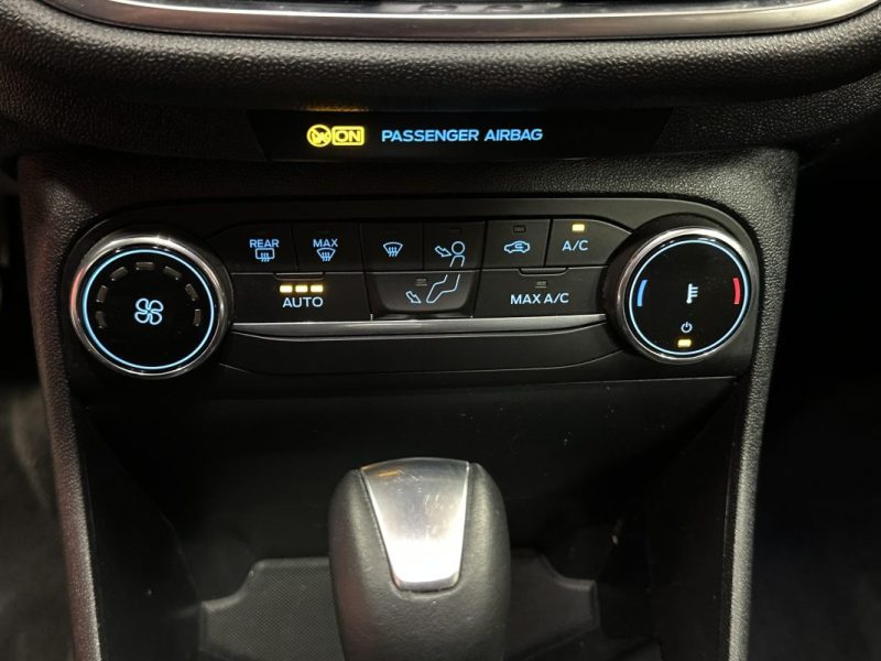 FORD FIESTA 1.0 HYBRID 125CH TITANIUM BUSINESS - Très bon état général - CT Vierge - 1ère main -