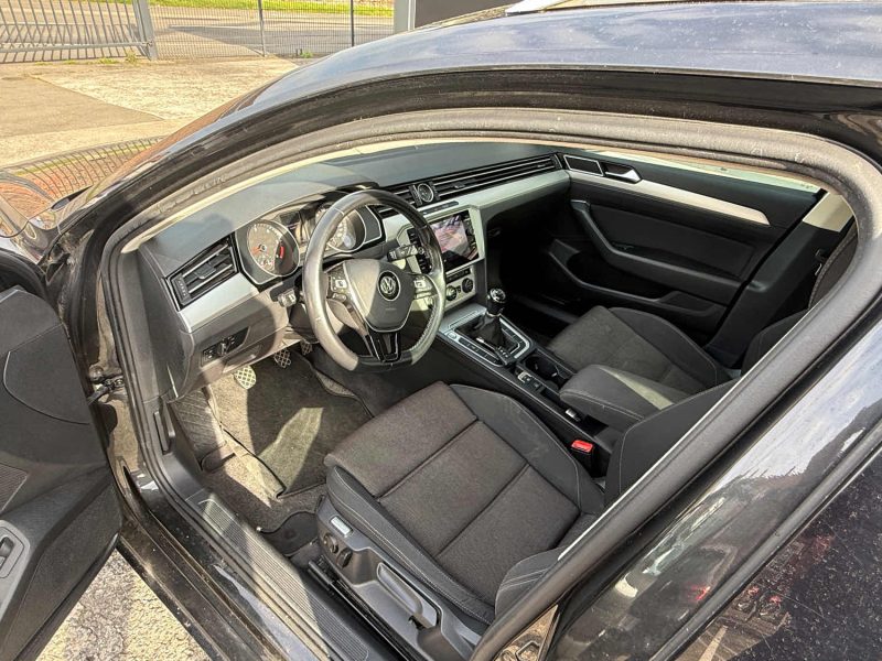 VOLKSWAGEN PASSAT BREAK 2.0 TDI 150CH BLUEMOTION TECHNOLOGY CONFORTLINE BUSINESs