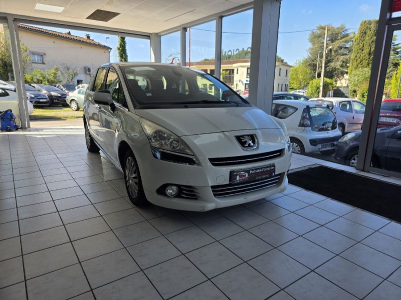 PEUGEOT 5008 1.6 THP 156 PREMIUM PACK 2011