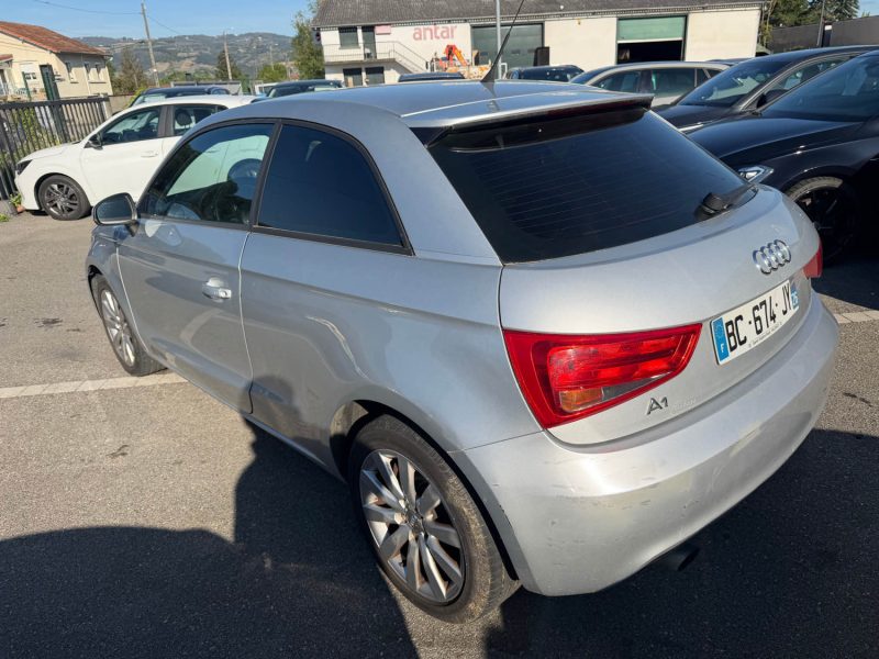 AUDI A1 1.6 TDI 105CH AMBITION GARANTIE