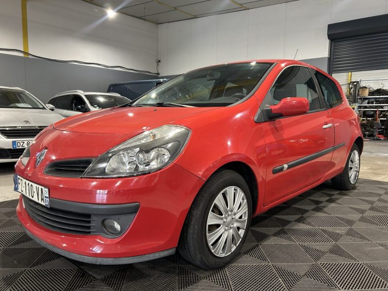 RENAULT CLIO 3  1.6I 110CH