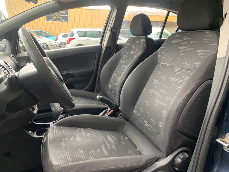 OPEL CORSA D 1.2 2012