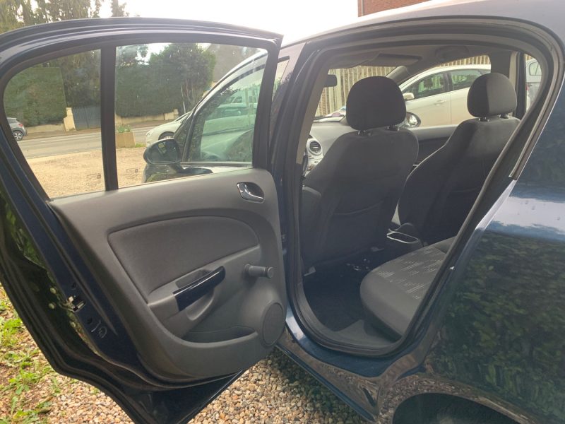 OPEL CORSA D 1.2 2012