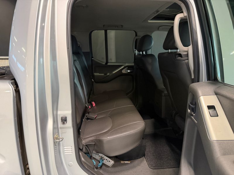 NISSAN NAVARA 2.5 DCI DOUBLE CAB LE 4X4 2007