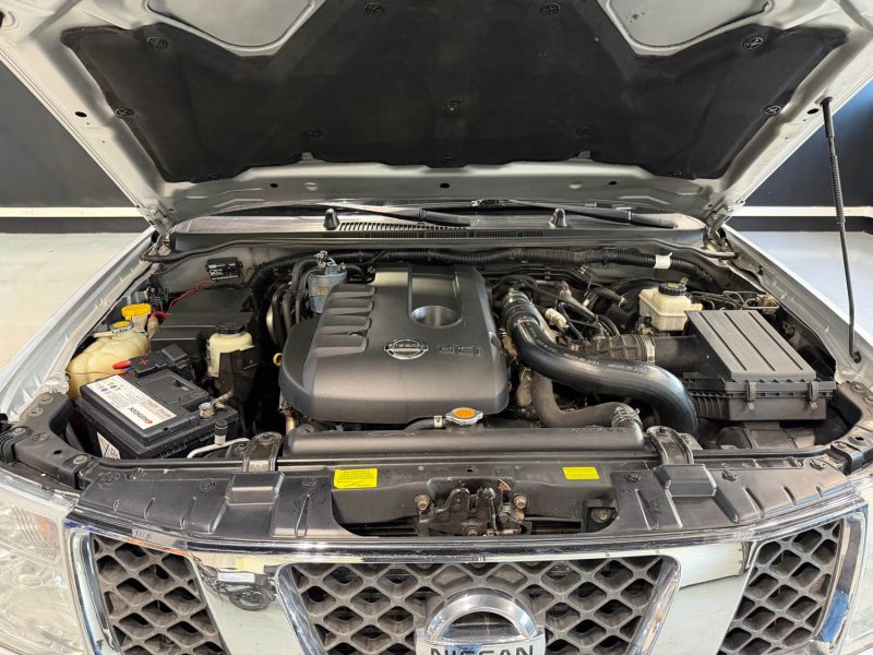 NISSAN NAVARA 2.5 DCI DOUBLE CAB LE 4X4 2007