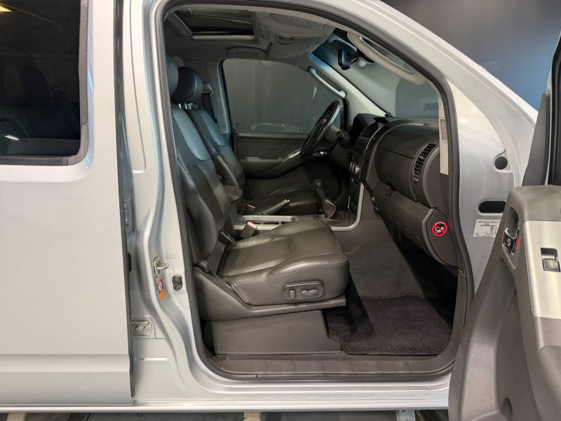 NISSAN NAVARA 2.5 DCI DOUBLE CAB LE 4X4 2007