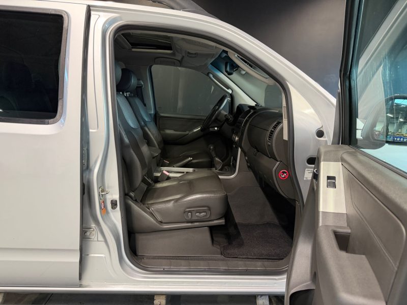 NISSAN NAVARA 2.5 DCI DOUBLE CAB LE 4X4 2007