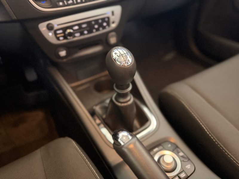 RENAULT MEGANE DYNAMIQUE - 1.2 L TCe - 116 ch - BVM - RIEN À PRÉVOIR - GPS - ROUE DE SECOURS 